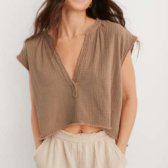 NWT Aerie Gauzy 100% Cotton Sleeveless Crop Top Frayed Light Brown Size Medium - Picture 1 of 8